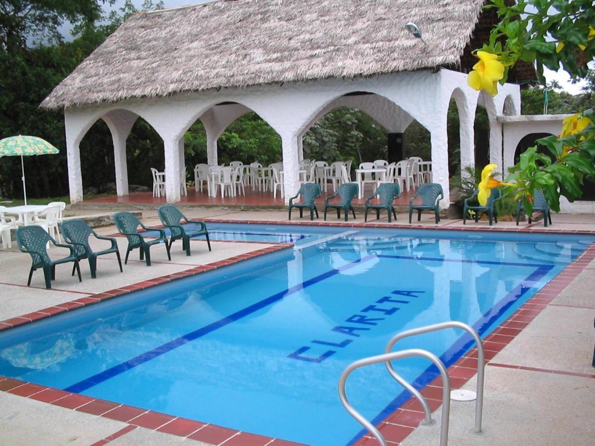 Centro Recreacional Villa Clarita Rivera Buitenkant foto